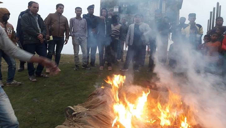 টাঙ্গুয়ার হাওরে চার লক্ষাধিক টাকার কারেন্ট জাল জব্দ