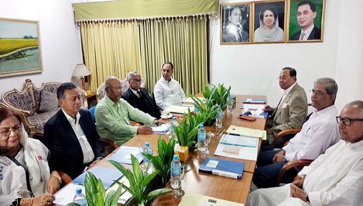 সিদ্ধান্তহীনতায় বিএনপি