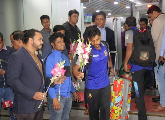 মাশরাফিকে ছাড়াই সিলেটে বাংলাদেশ দল