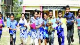বাড়ছে শিক্ষাপ্রতিষ্ঠানের ছুটি, ডিজিটাল পাঠদানের ভাবনা