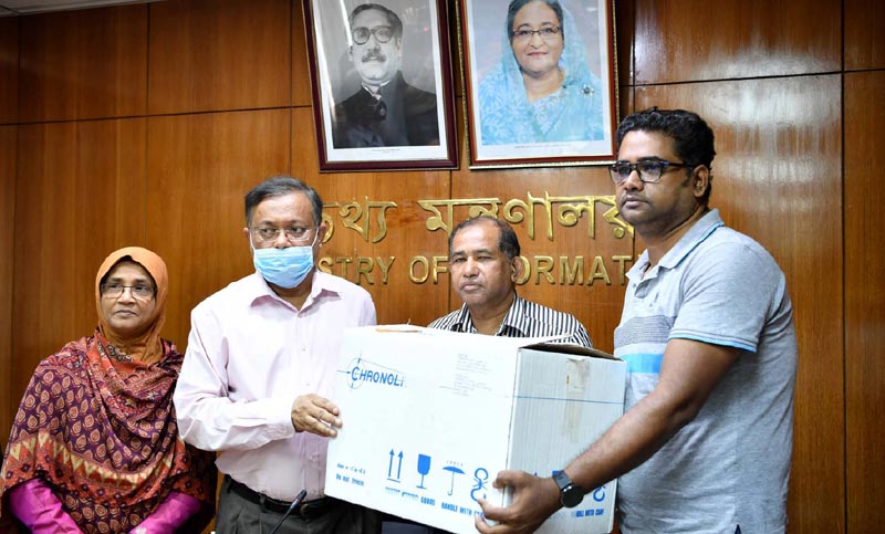 সাংবাদিকদের আলাদা কোনো পাসের প্রয়োজন নেই : তথ্যমন্ত্রী