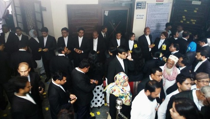 সুপ্রিম কোর্ট বার সমিতির নির্বাচনে ভোটগ্রহণ চলছে