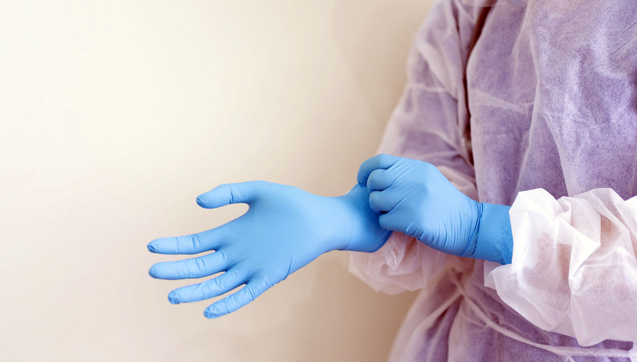 হ্যান্ড গ্লাভস ব্যবহারে সতর্কতা