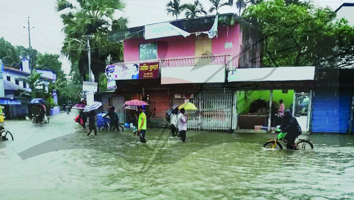 প্রবল বৃষ্টিপাতে বন্যার কবলে সুনামগঞ্জ শহর
