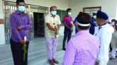 চুয়াডাঙ্গায় করোনা জয়ী পুলিশ সদস্যদের এসপি’র ফুলেল শুভেচ্ছা