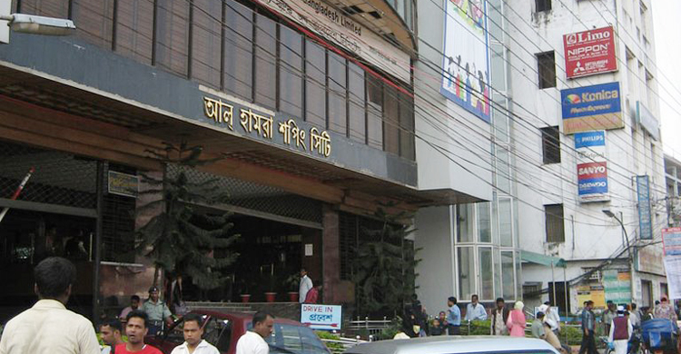 সিলেটের সব মার্কেটের অর্ধেক ভাড়া মওকুফ