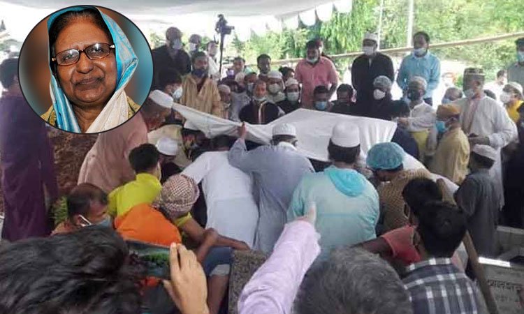 বনানীতে মায়ের কবরে চিরনিদ্রায় সাহারা