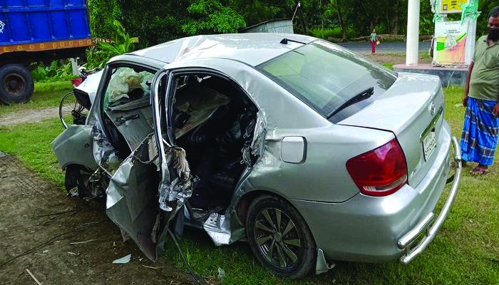 গোপালগঞ্জে সড়ক দুর্ঘটনায় প্রবাসীসহ নিহত ৩