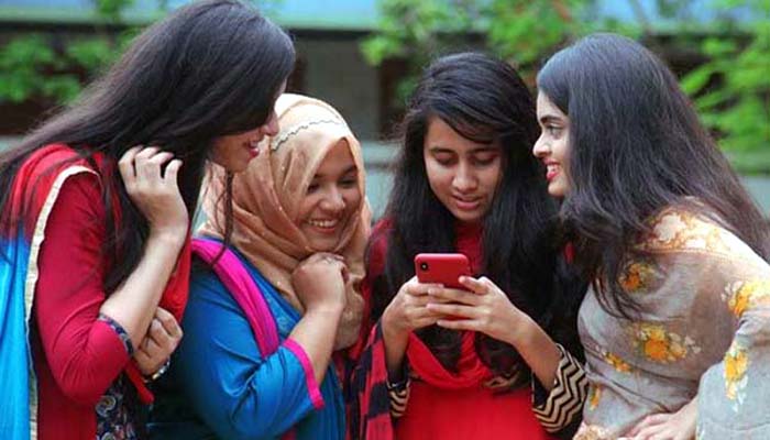 ডিসেম্বরেই এইচএসসি পরীক্ষার ফল