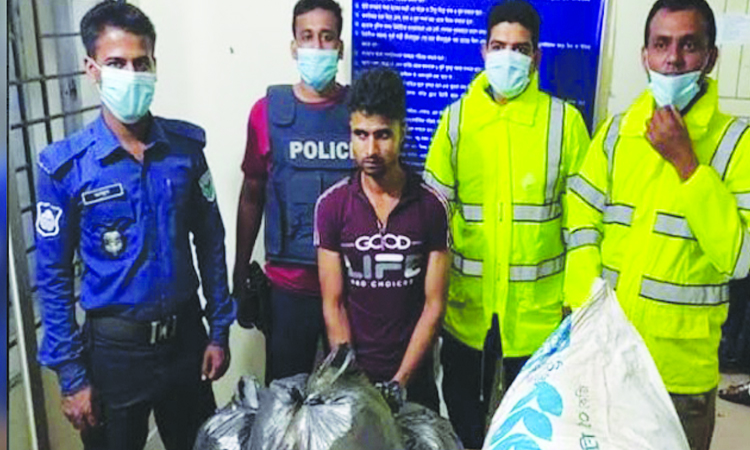 জুড়ীতে চোলাই মদসহ আটক ১