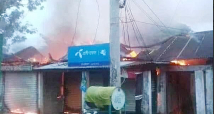 কমলগঞ্জে অগ্নিকান্ডে ১৬ দোকান পুড়ে ছাই