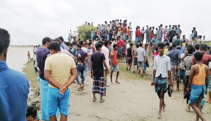 মাছ ধরতে গিয়ে ৩ পর্যটক নিখোঁজ