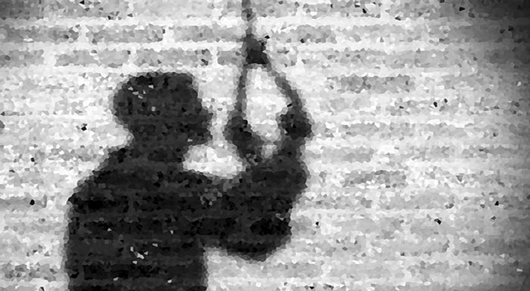 ছাতকে স্ত্রীকে ভিডিও কলে রেখে স্বামীর আত্মহত্যা