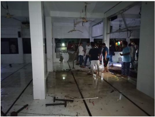 নারায়নগঞ্জে মসজিদে এসি বিস্ফোরণঃ ৪০ মুসল্লী দগ্ধ