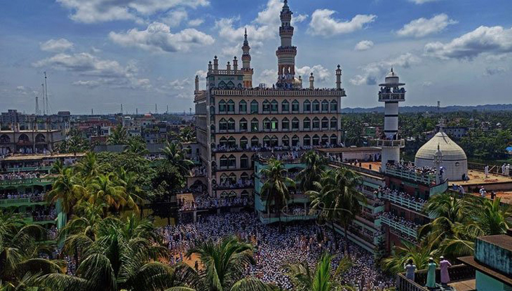 আল্লামা আহমদ শফীর জানাজা সম্পন্ন