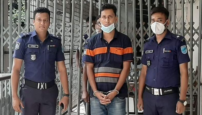 সিদ্ধিরগঞ্জে ধর্ষণের অভিযোগে কনস্টেবল নয়ন গ্রেফতার