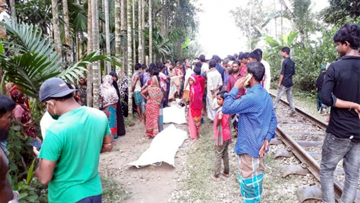 নেত্রকোণায় ট্রেনে কাটা পড়ে নিহত ৩