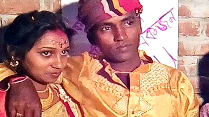 নির্যাতন সইতে না পেরে গৃহবধূর আত্মহত্যা