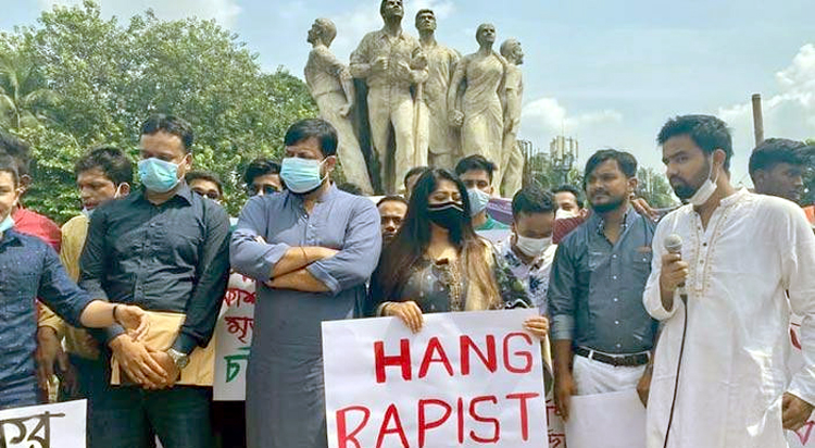 রাজপথে ওমর সানি ও মৌসুমী