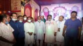 পূজামন্ডপ পরিদর্শনে মেয়র আরিফুল হক চৌধুরী