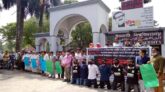 তিন্নি হত্যায় জড়িতদের শাস্তির দাবিতে ইবি শিক্ষার্থীদের মানববন্ধন
