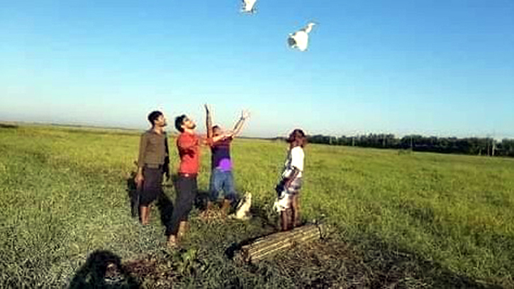 বানিয়াচংয়ে বকপাখি উদ্ধার ও অবমুক্ত