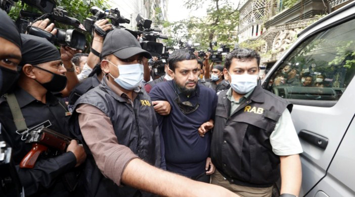 গোল্ডেন মনিরের বিরুদ্ধে র‌্যাবের তিন মামলা