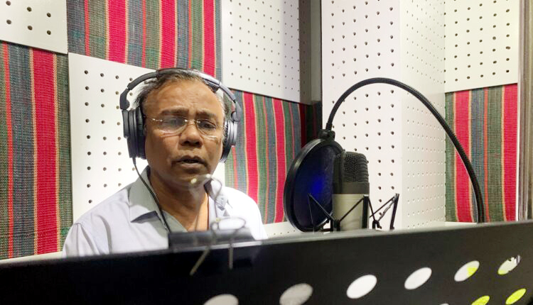 ফজলুর রহমান বাবুর নতুন গান ‘চান্দে বাড়ি ঘর’
