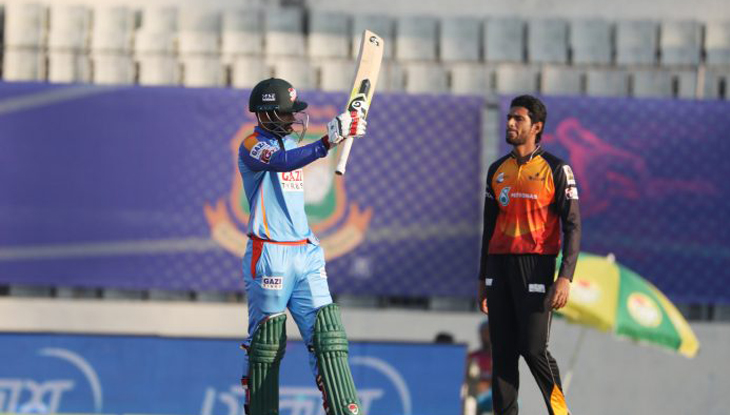 মুস্তাফিজে বিধ্বস্ত খুলনা