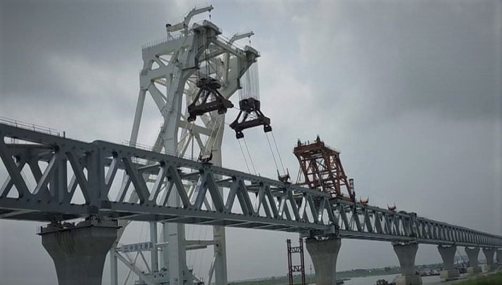 পদ্মা সেতুতে ৩৭তম স্প্যান বসছে আজ