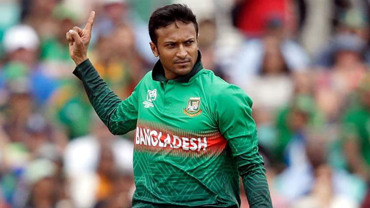 নিষেধাজ্ঞা শেষে ফের শীর্ষে সাকিব