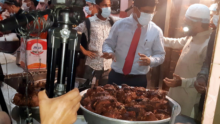 পাঁচ ভাই ও পানসী রেস্টুরেন্টে খাবারে বিষাক্ত রঙ, সাড়ে ৬ লাখ টাকা জরিমানা