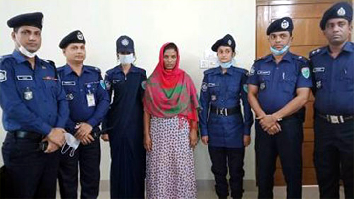 পরকীয়ায় আসক্ত : প্রেমিককে কাছে পেতে ৩ সন্তানের মুখে বিষ!