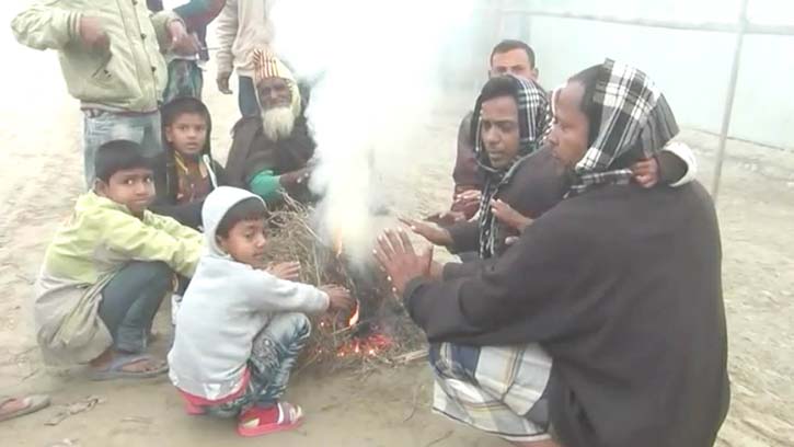 কুড়িগ্রামে শৈত্যপ্রবাহে জনজীবন বিপর্যস্ত