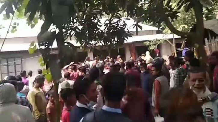 নেত্রকোনায় ছেলেকে গলা টিপে হত্যা : বাবা আটক