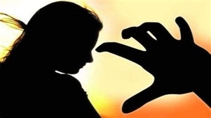 লালমনিরহাটে গুদামঘরে নিয়ে কিশোরীকে গণধর্ষণ