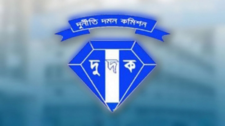 কে হচ্ছেন দুদক চেয়ারম্যান?