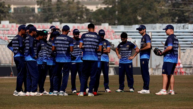 ঘুরে দাঁড়াতে চায় বাংলাদেশ