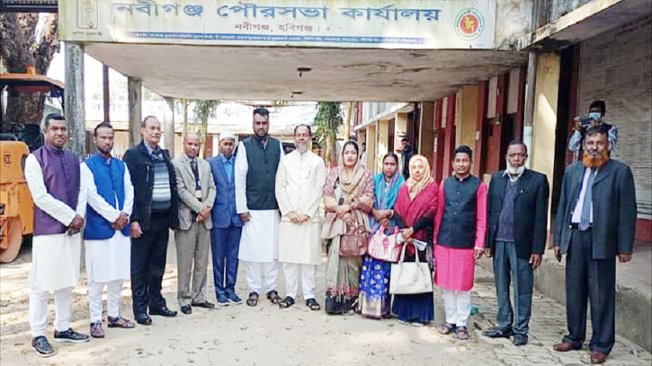 নবীগঞ্জ পৌরসভার মেয়র-কাউন্সিলরদের শপথ গ্রহণ