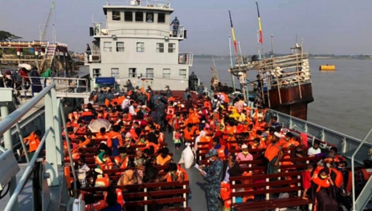 ভাসানচরের পথে আরও ২ হাজার রোহিঙ্গা