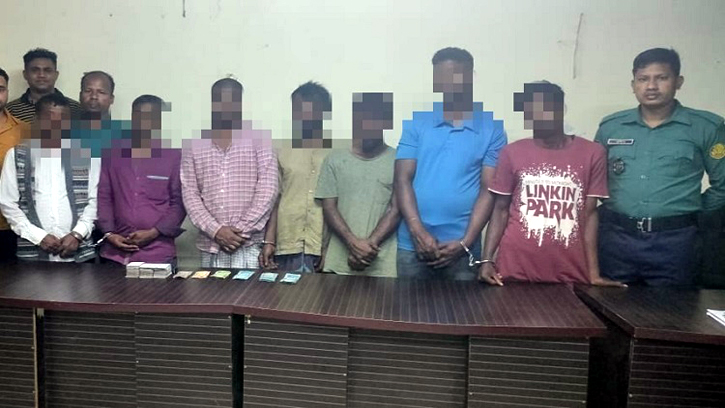 বাগবাড়ি থেকে ৭ জুয়াড়ি গ্রেপ্তার