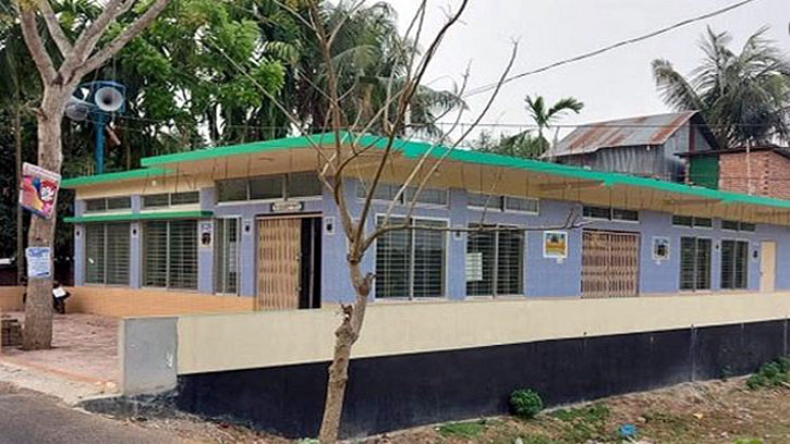 ৩০ লাখ টাকা ব্যয়ে মসজিদ নির্মাণ করলেন সাকিব