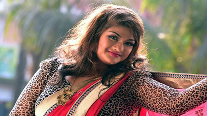 তৃতীয় বিয়ে করতে চান মুনমুন