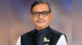 পুলিশের হাতে কাদের মির্জা ‘লাঞ্ছিত’