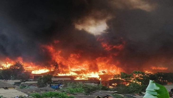 বালুখালি রোহিঙ্গা ক্যাম্পে অগ্নিকাণ্ডে শিশুসহ নিহত ৮