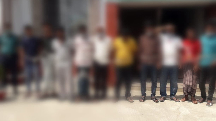 সিলেটের কুচাই থেকে ১২ জুয়াড়ি গ্রেপ্তার
