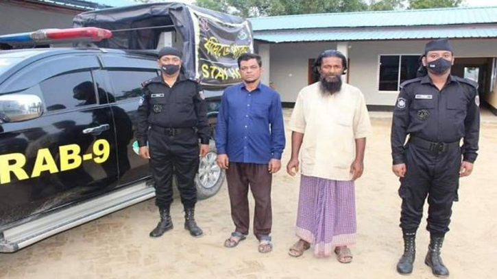 বাহুবলে কোটি টাকা মূল্যের কষ্টিপাথরের মূর্তিসহ আটক ২