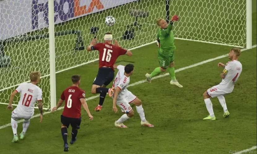 ২৯ বছর পর সেমিফাইনালে ডেনমার্ক