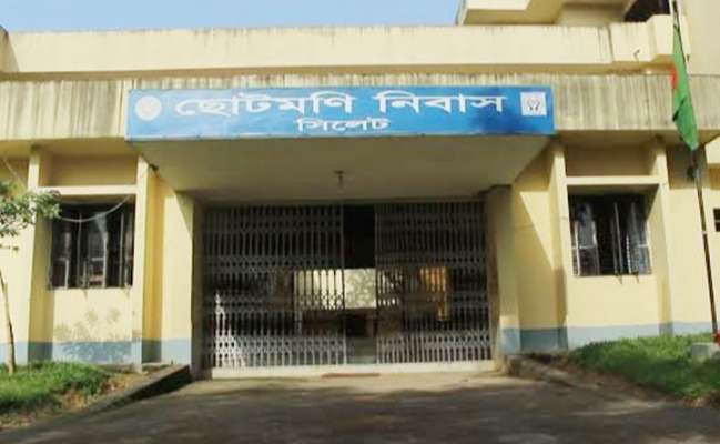 অপমৃত্যু মামলার তদন্তে বেরিয়ে এলো`শিশুখুন’