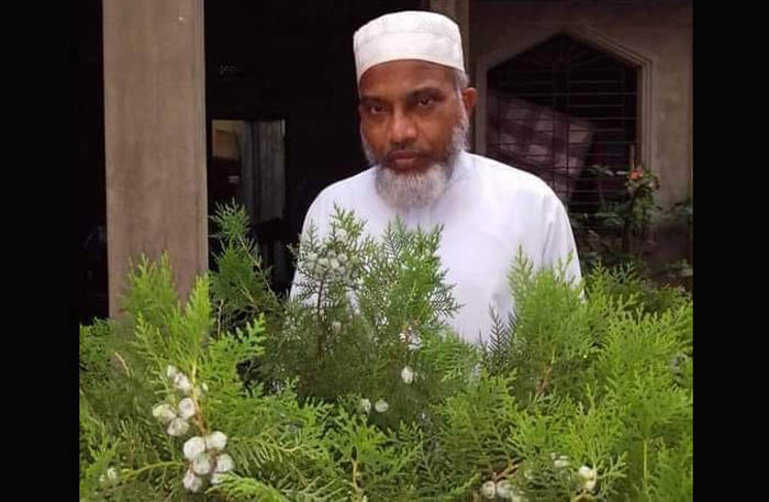 অজ্ঞাত যানের ধাক্কায় সিটকে পড়ে মজলিস নেতা আইয়ুব আলীর ইন্তেকাল